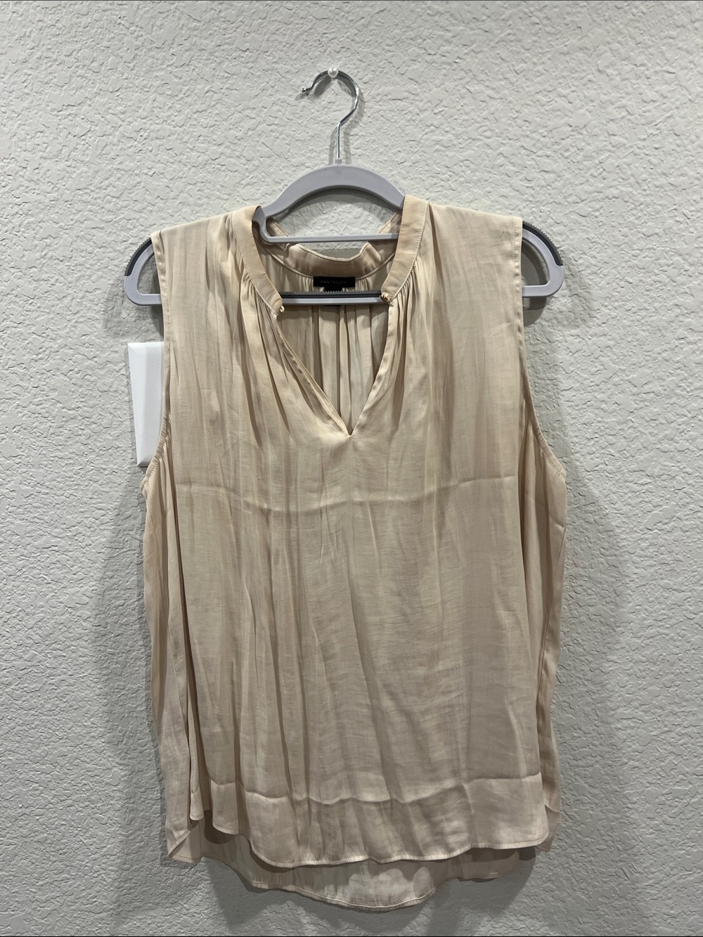 Ann Taylor Neutral Beige Sleeveless Pleated V-Neck Top